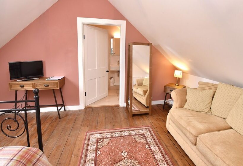 צימר Cardhu Country House