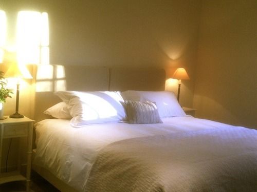 민박 Charlton Twentyeight