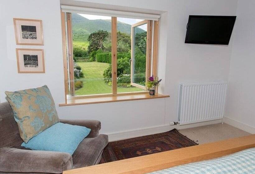 ベッドアンドブレックファースト Cherryhill Lodge