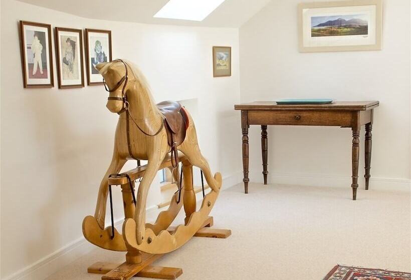 ベッドアンドブレックファースト Cherryhill Lodge