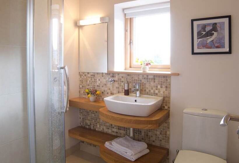 ベッドアンドブレックファースト Cherryhill Lodge