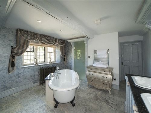 Court House Manor Luxury B&b