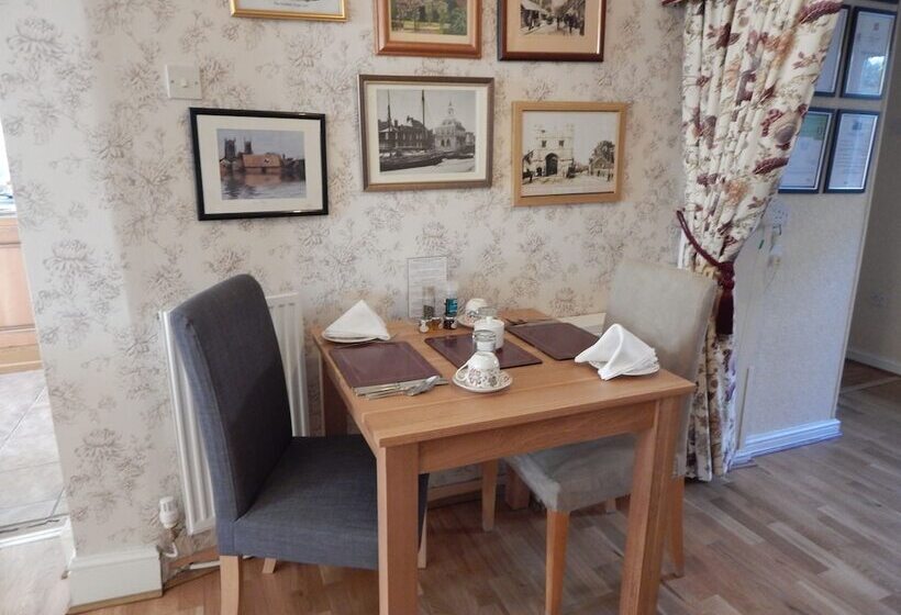 Bed and Breakfast Fairlight Lodge