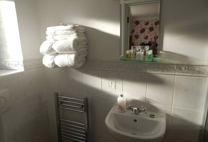 Bed and Breakfast Fairlight Lodge