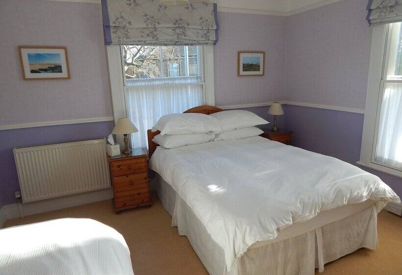 Bed and Breakfast Fairlight Lodge