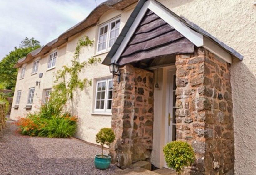 민박 Fernside Cottage