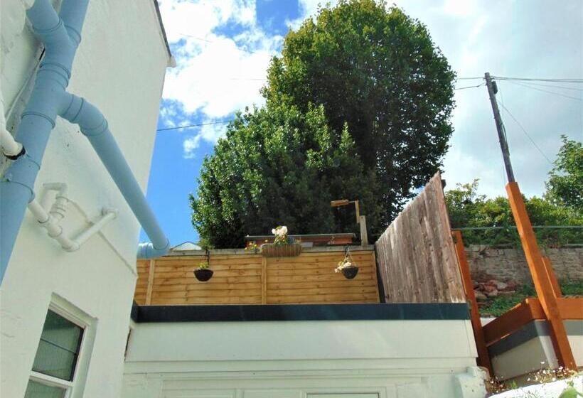 مبيت وإفطار Gainsboro Guest House