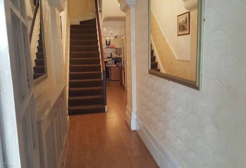 مبيت وإفطار Grafton House