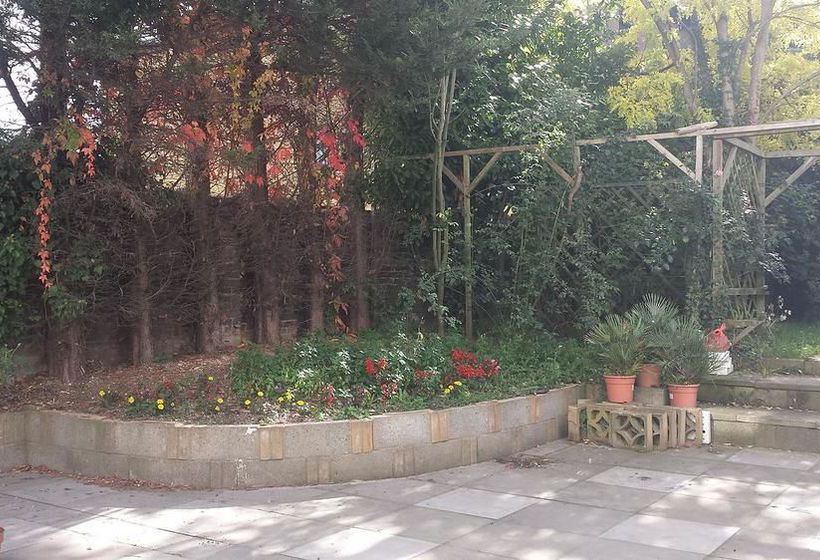 مبيت وإفطار Jessamine House