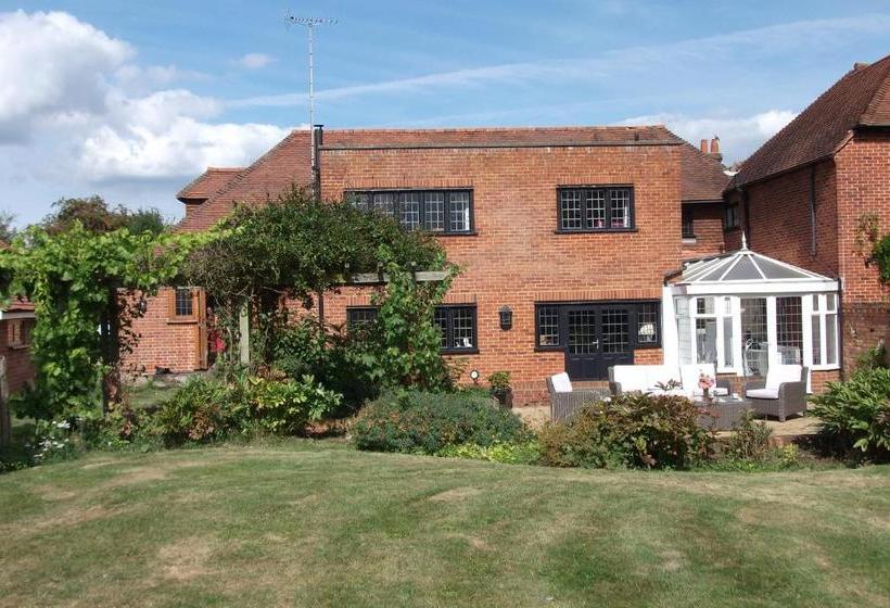 Bed and Breakfast Pinkneys Court Mews