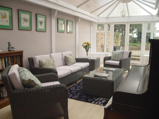 Bed and Breakfast Pinkneys Court Mews