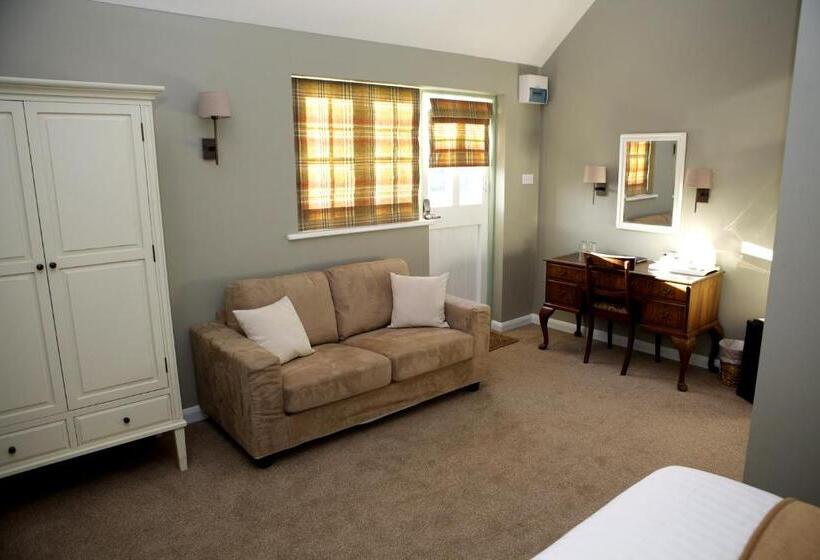 مبيت وإفطار The Bull Inn Lodges