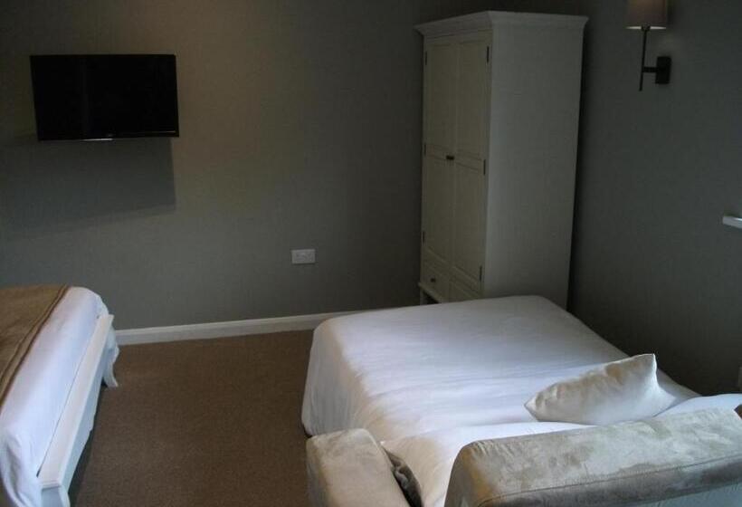 مبيت وإفطار The Bull Inn Lodges