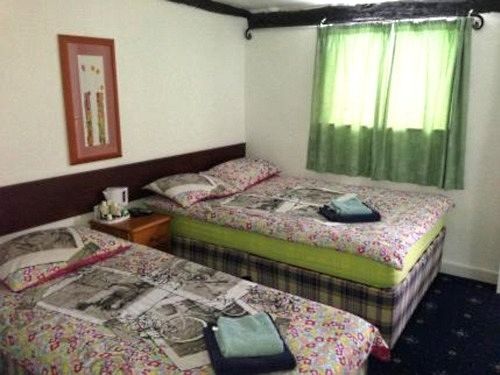 住宿加早餐 The Chequers Inn