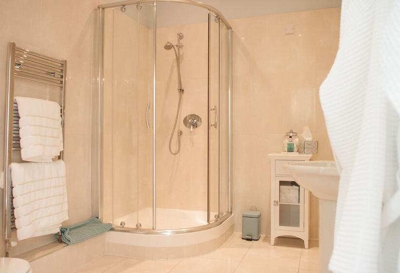 住宿加早餐  The Court House