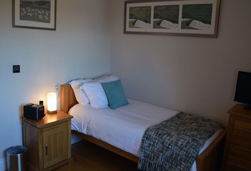 민박 The Gate House