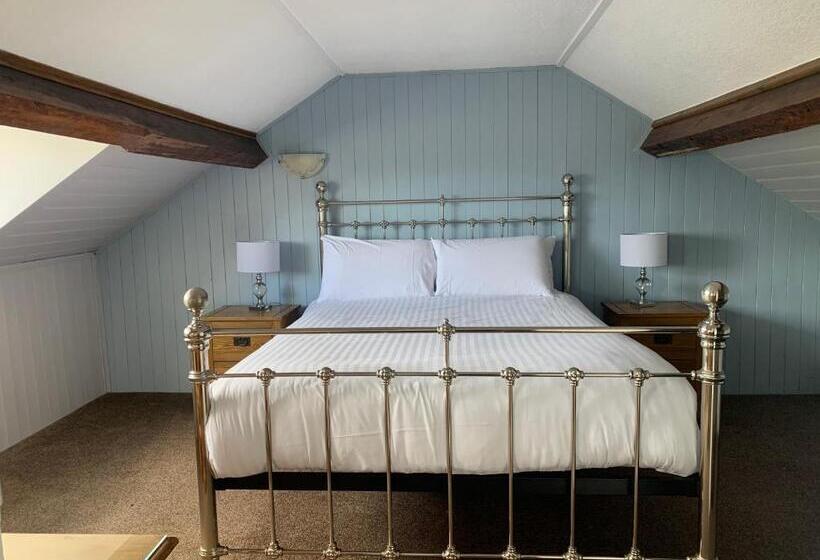 住宿加早餐  The Wylfa