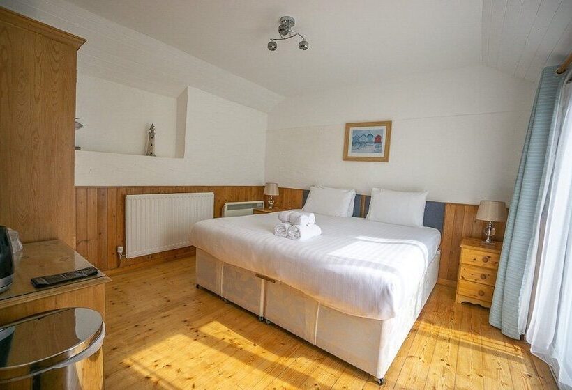 住宿加早餐  The Wylfa