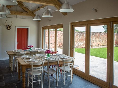 مبيت وإفطار Trustans Barn