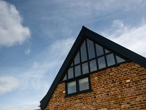 مبيت وإفطار Trustans Barn