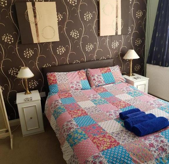 ベッドアンドブレックファースト Vs King William