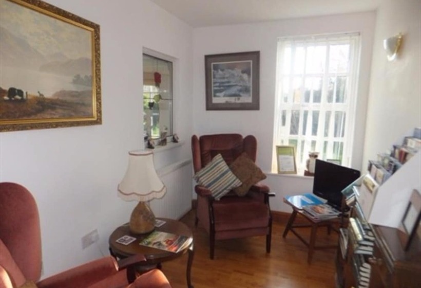 ベッドアンドブレックファースト West View