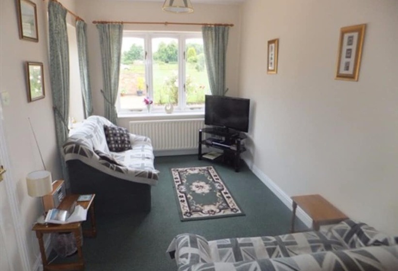 ベッドアンドブレックファースト West View