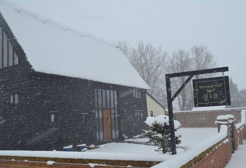 مبيت وإفطار Wortwell Hall Barn