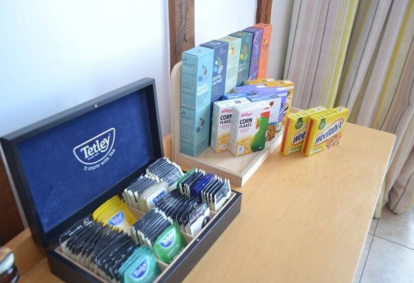 مبيت وإفطار Wortwell Hall Barn