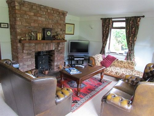 Celyn Villa Bed And Breakfast