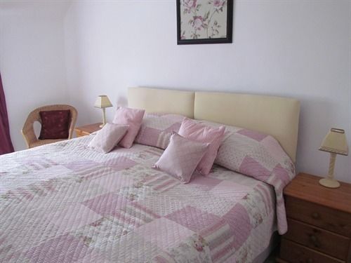 Celyn Villa Bed And Breakfast