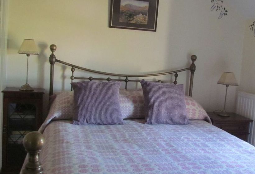 Celyn Villa Bed And Breakfast