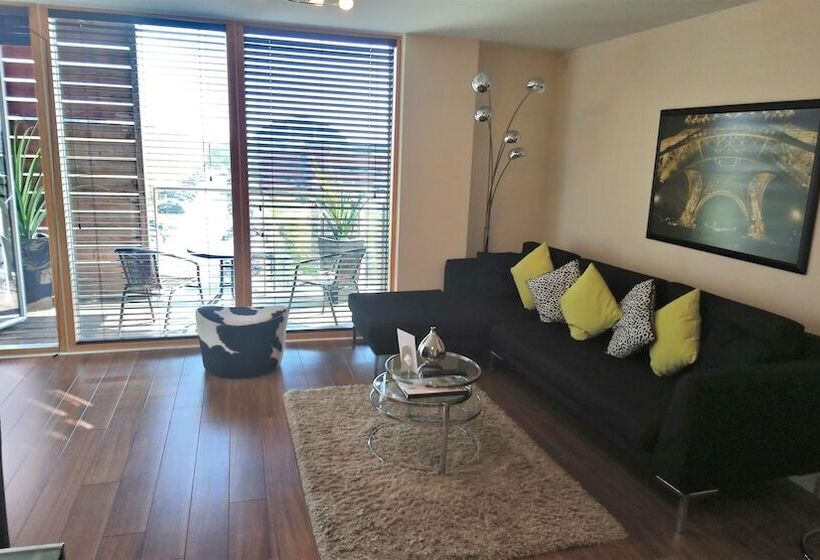 City Stay Apartments   Vizion