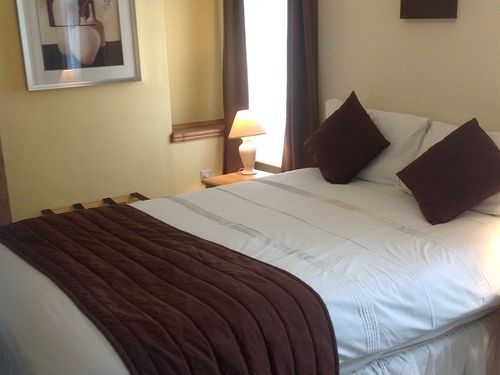 هتل Aberthaw House