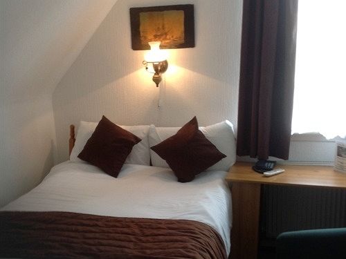 هتل Aberthaw House