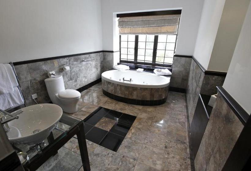 فندق Achnagairn Castle