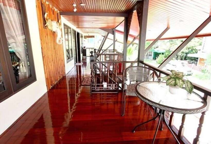 호텔 Ao Nang Home Stay Adults Only