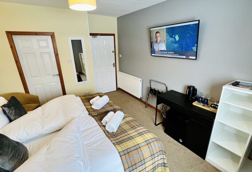 Отель Aultguish Inn