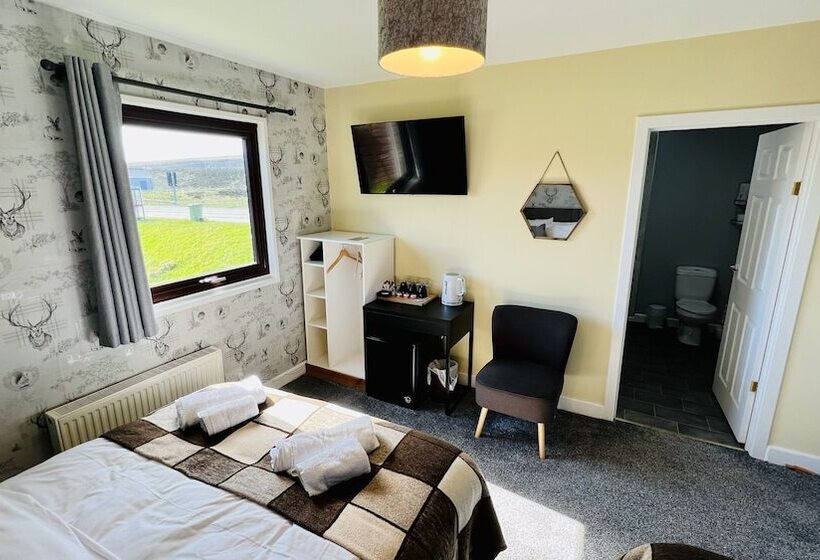 Отель Aultguish Inn