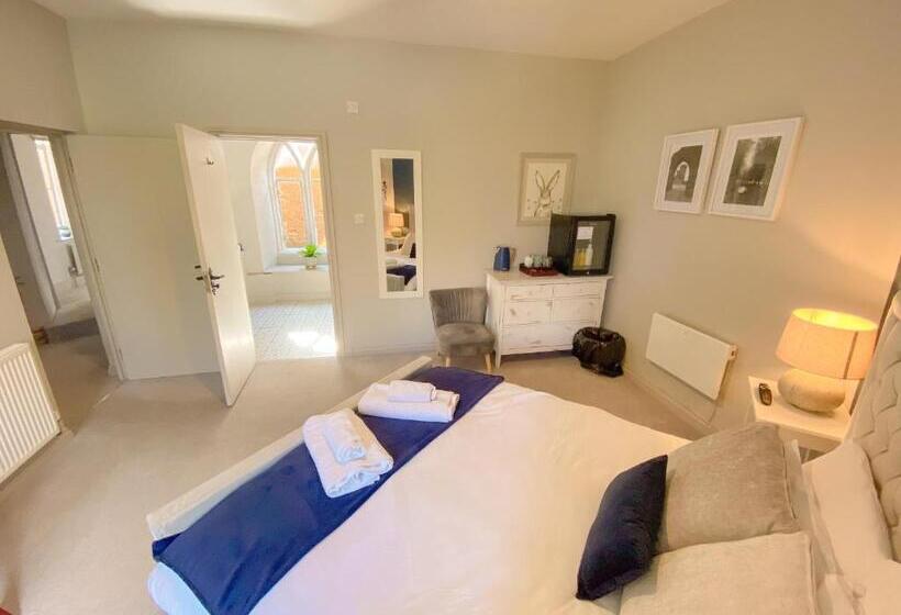 ホテル Castle At Edgehill