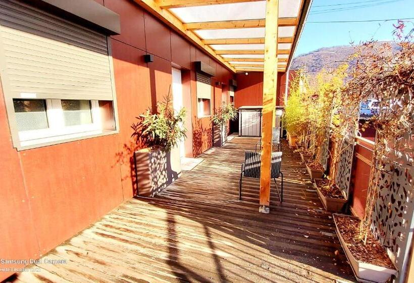 Отель Contact  Les Ailes