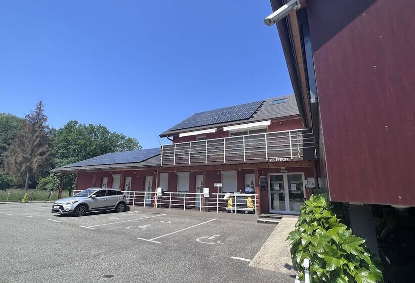 Отель Contact  Les Ailes