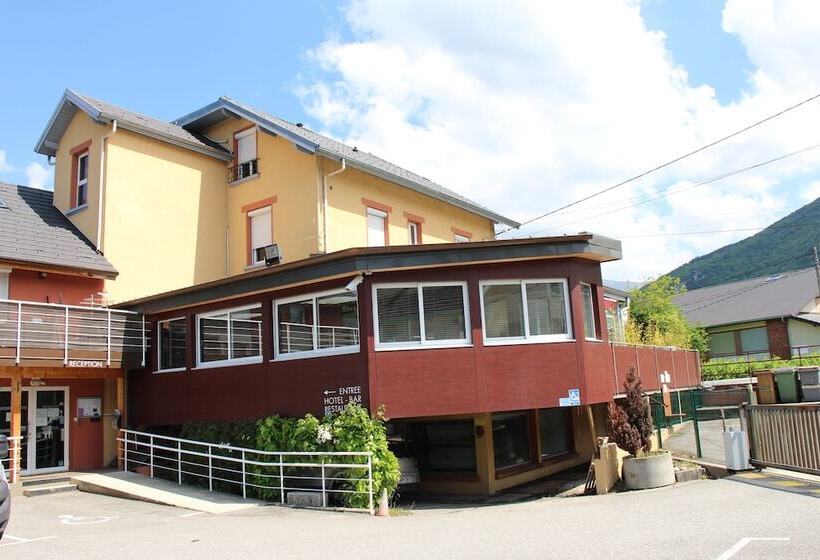 Отель Contact  Les Ailes