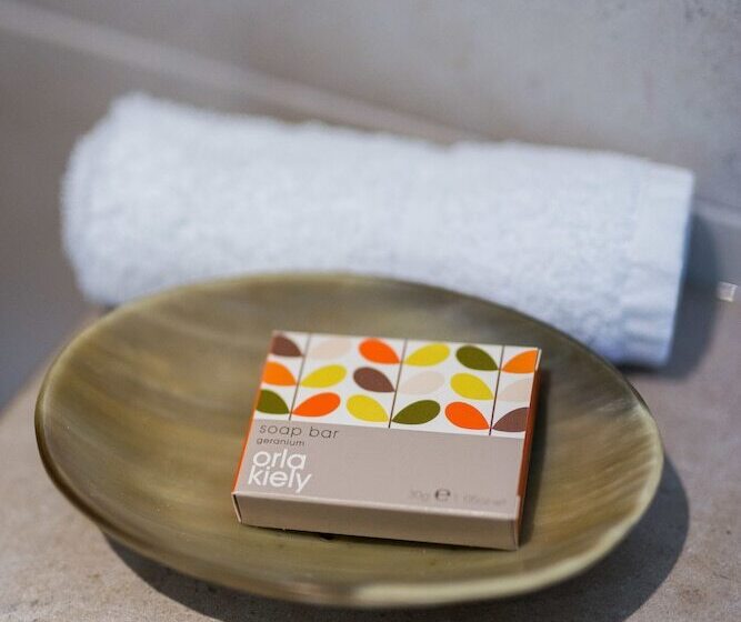 ホテル Derby Arms