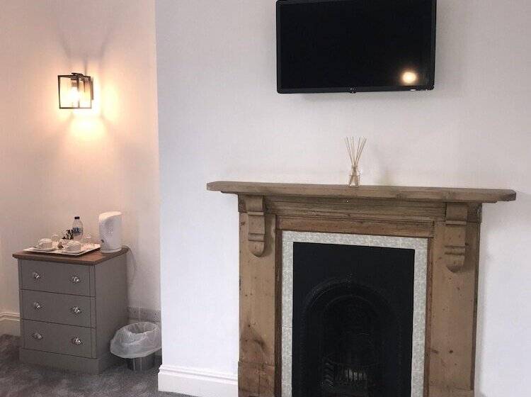 בית מלון כפרי Dixie Arms