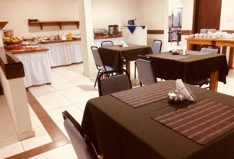 ホテル Dom Thomaz