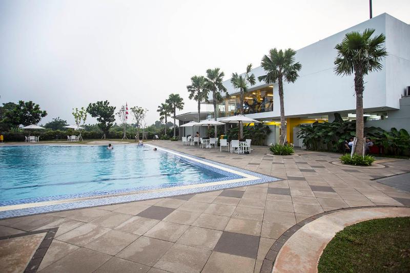 Отель De Green Inn @aeropolis