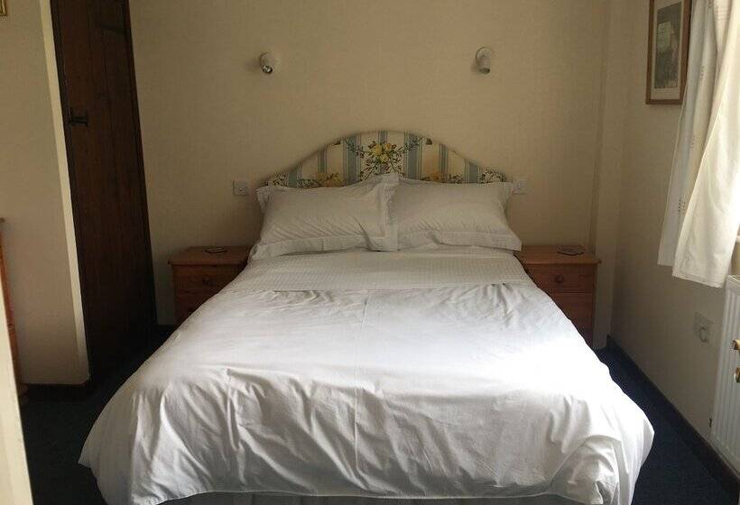 فندق Grove Farm Direct