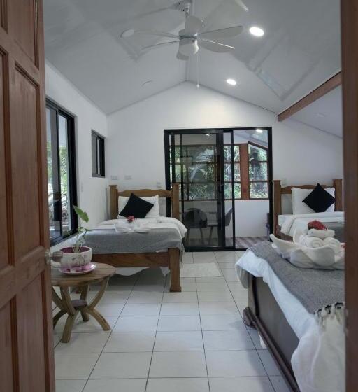 ホテル Jungle S Edge