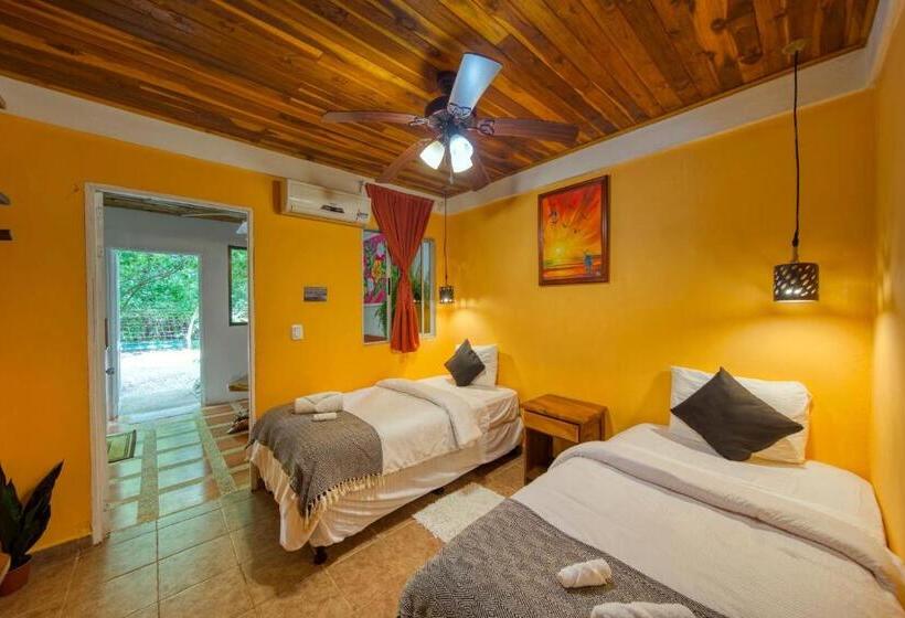 ホテル Jungle S Edge